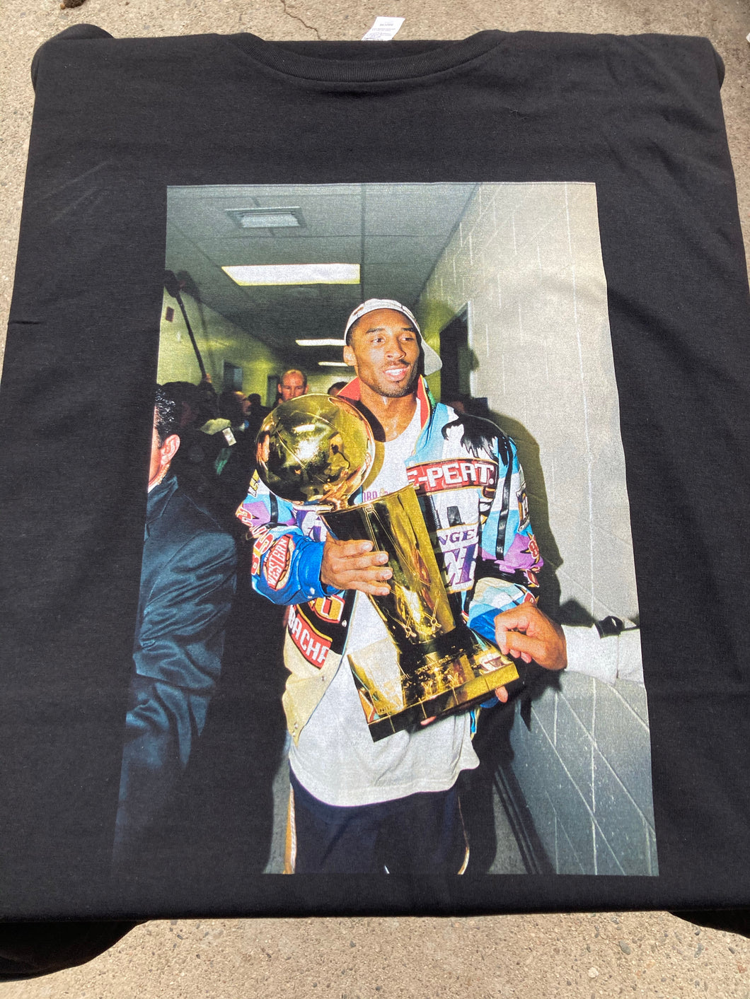 Kobe Bryant Post Lakers Championship T- Shirt – JFiveCustoms